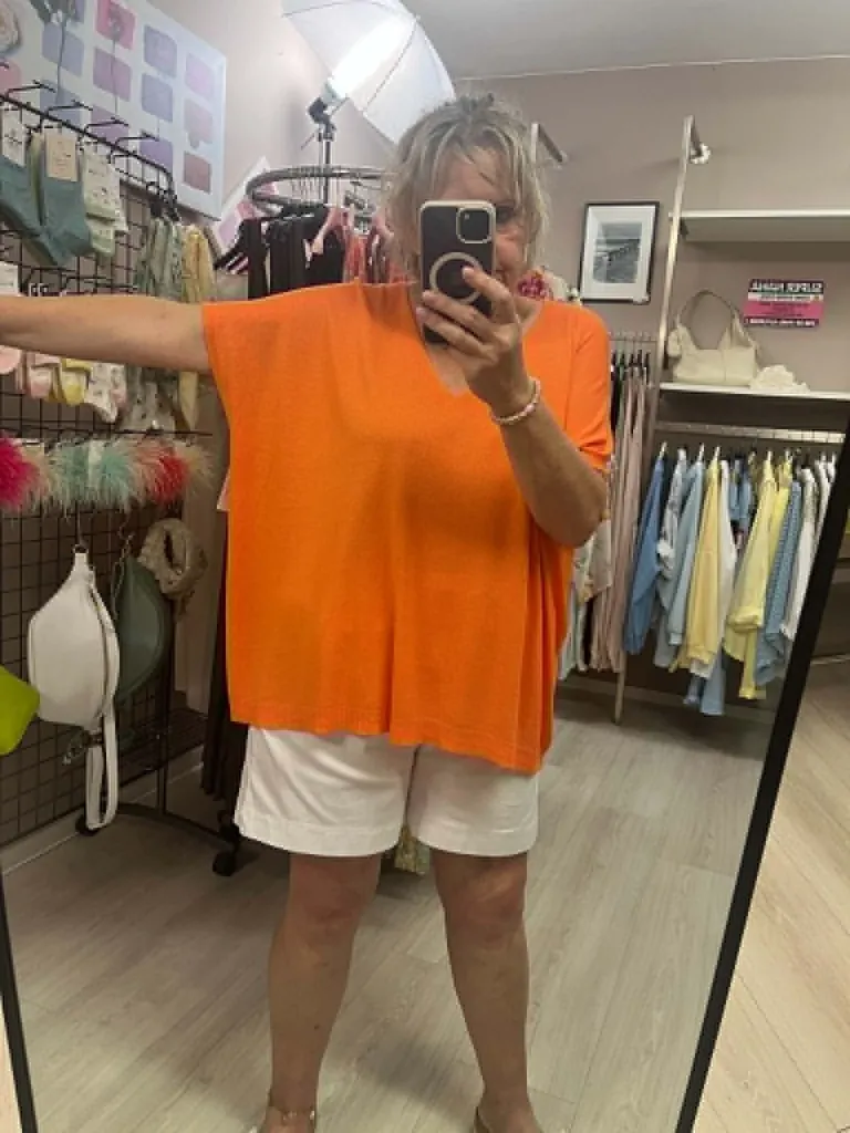 augustin orange 1.webp