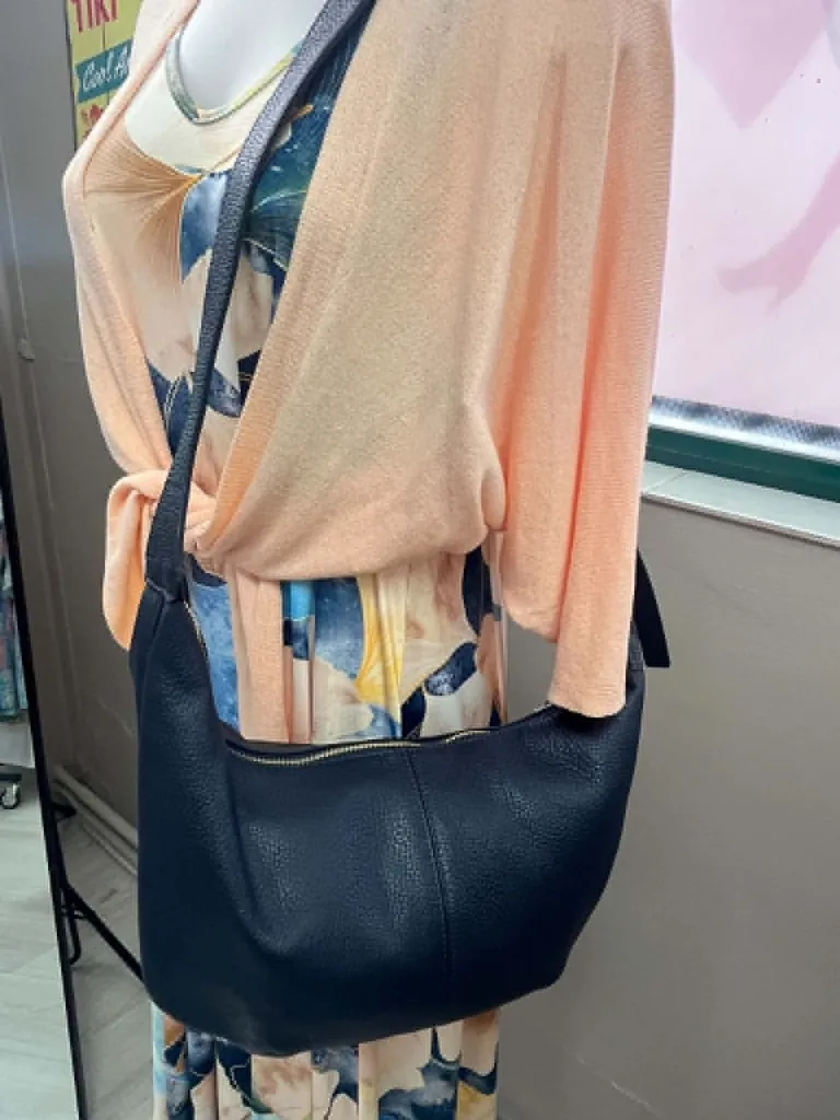 Chloé marine 1.webp
