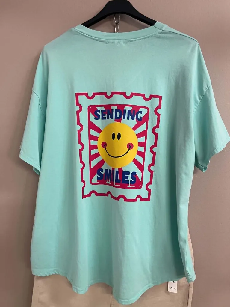 smile aqua 2.webp