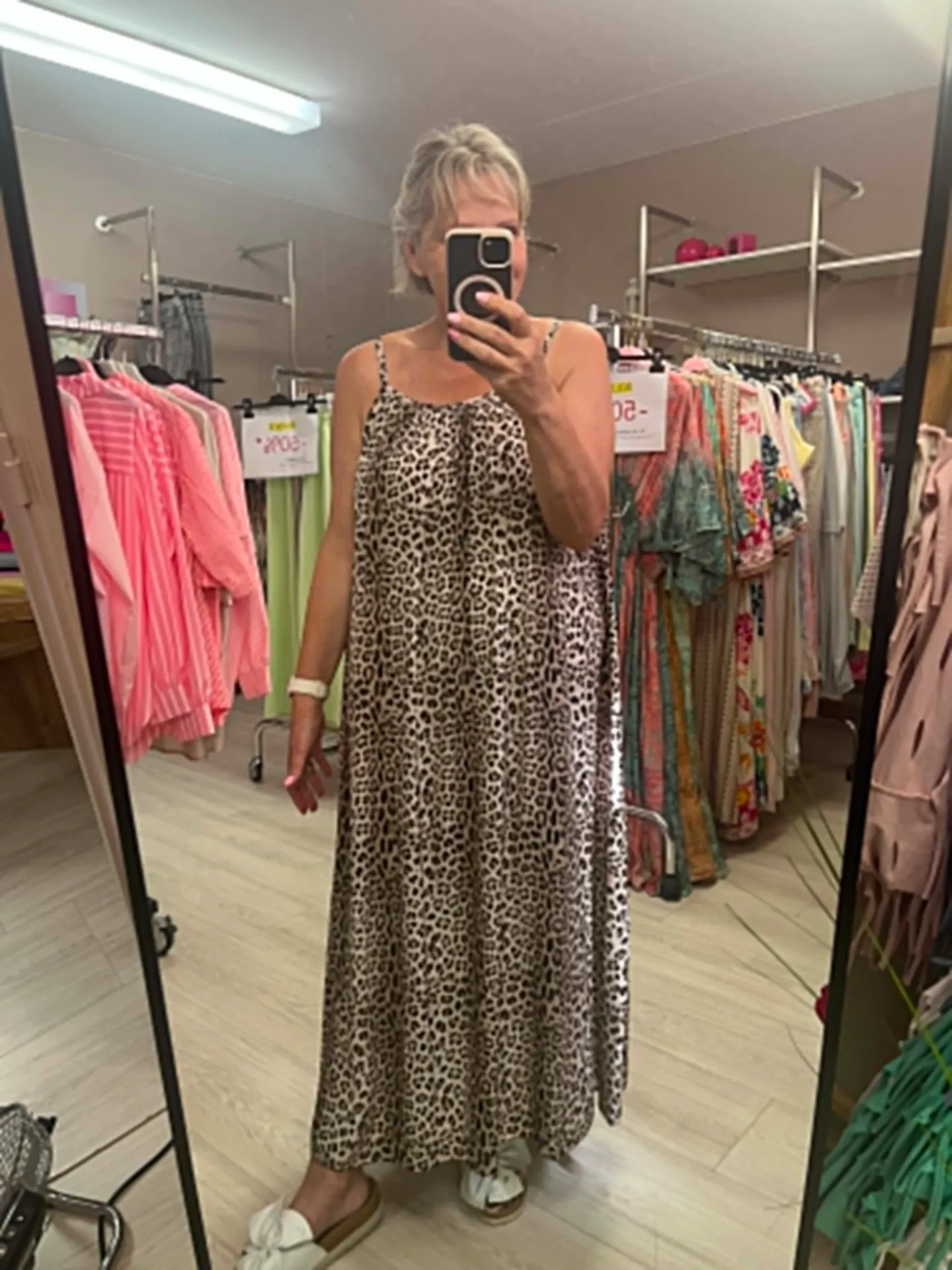 Robe - NALA