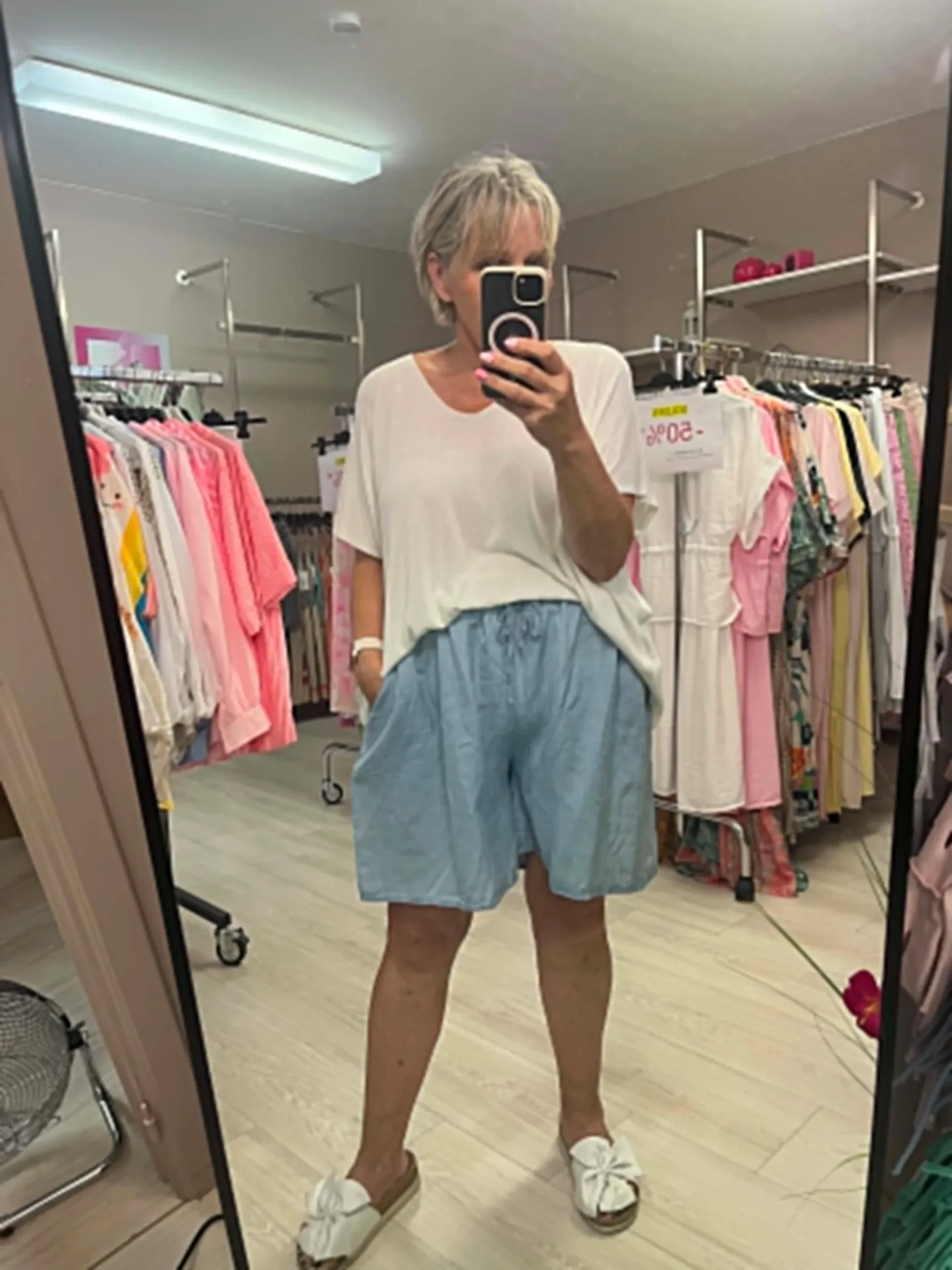 Short - LOUISON